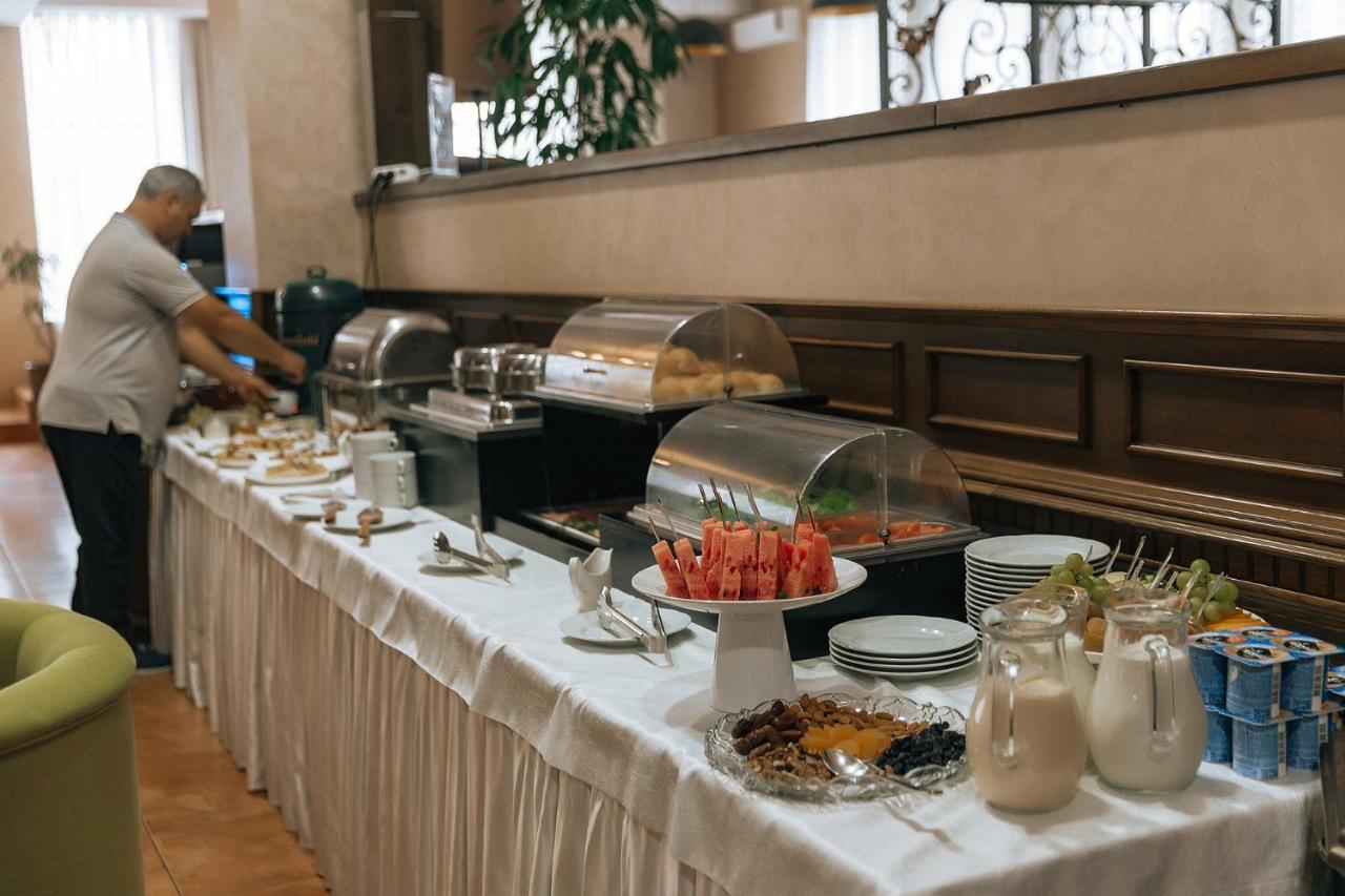 Medeu Otel Kostanay Dış mekan fotoğraf